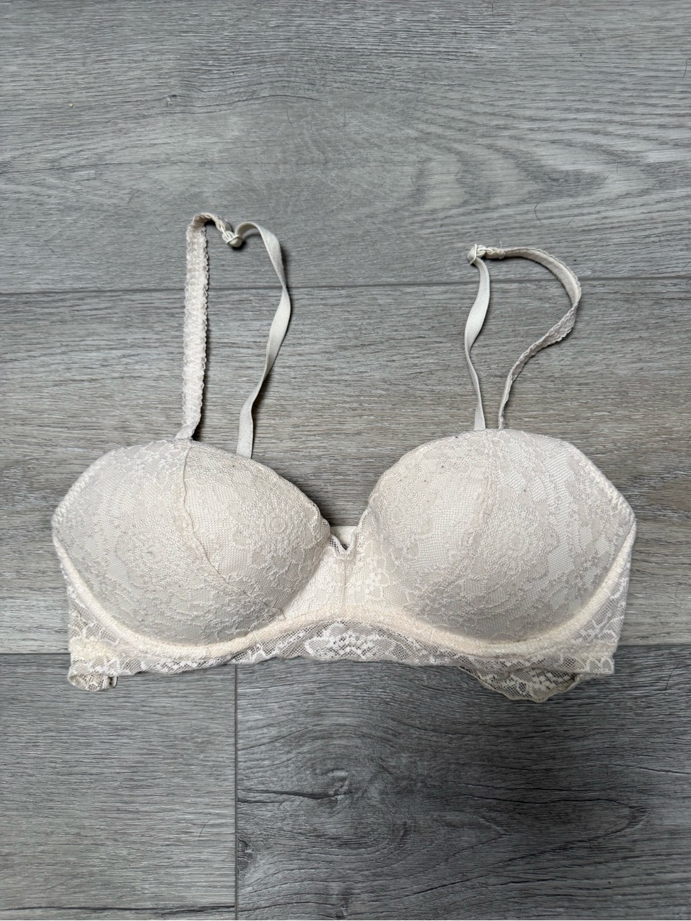 Lace Underwire Bra in Ivory - Elegant Support